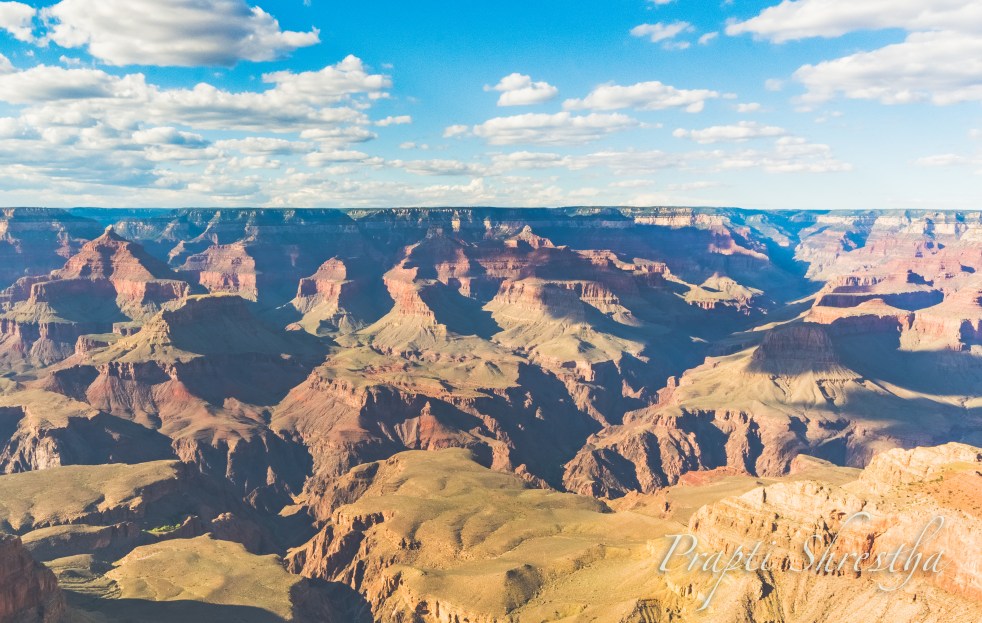A view of the Grand Canyon from the Mather Point